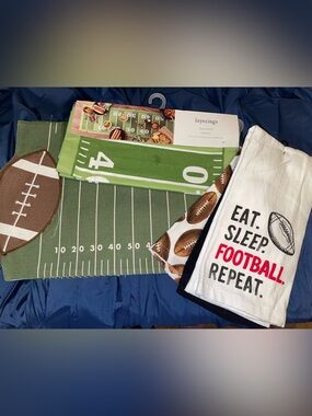 FOOTBALL BUNDLE! Field Table Runner, Placemats & Themed Towels